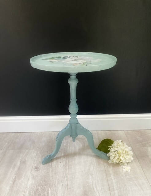 table, pedestal, circular