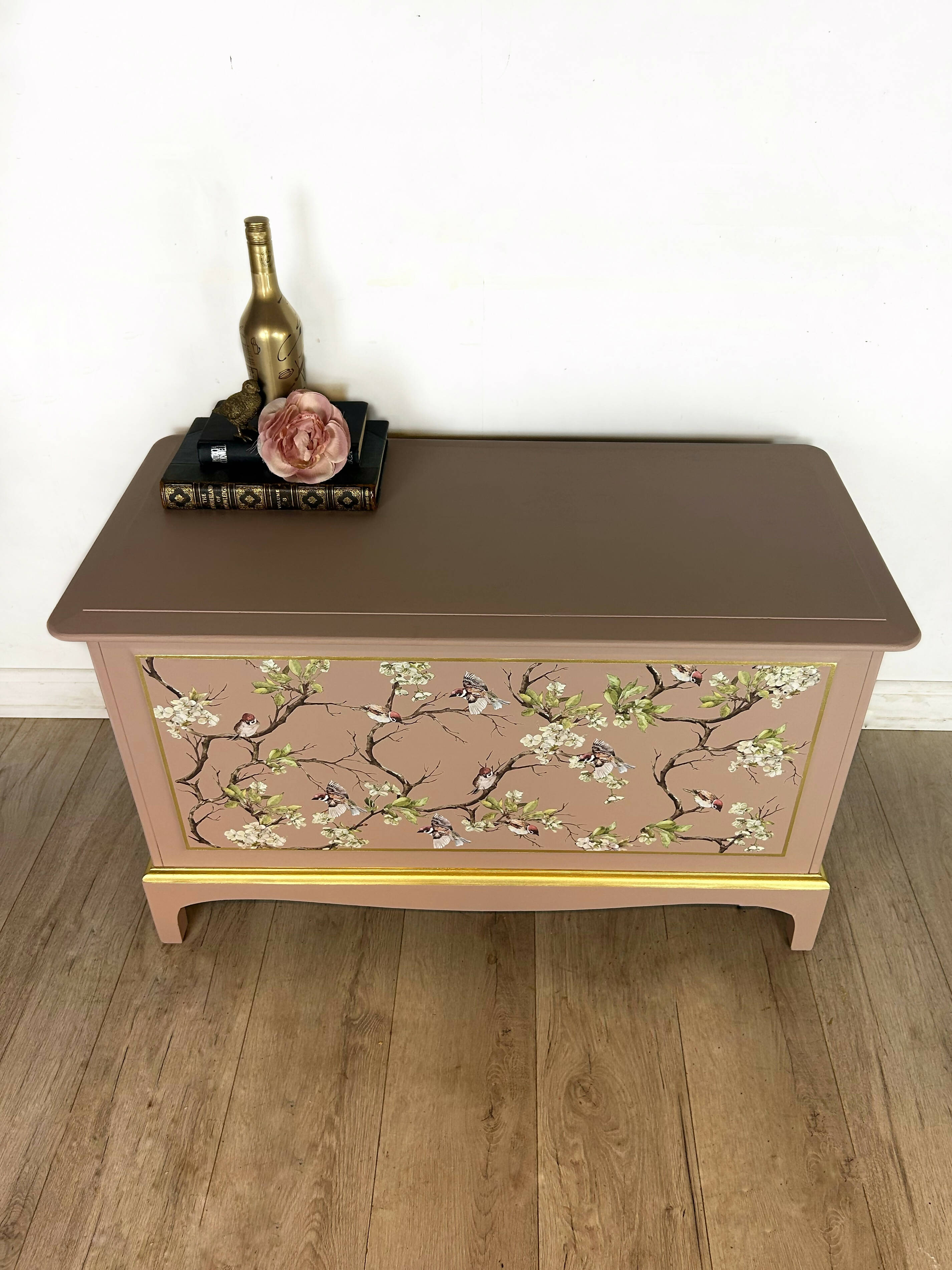 Gold blanket box sale