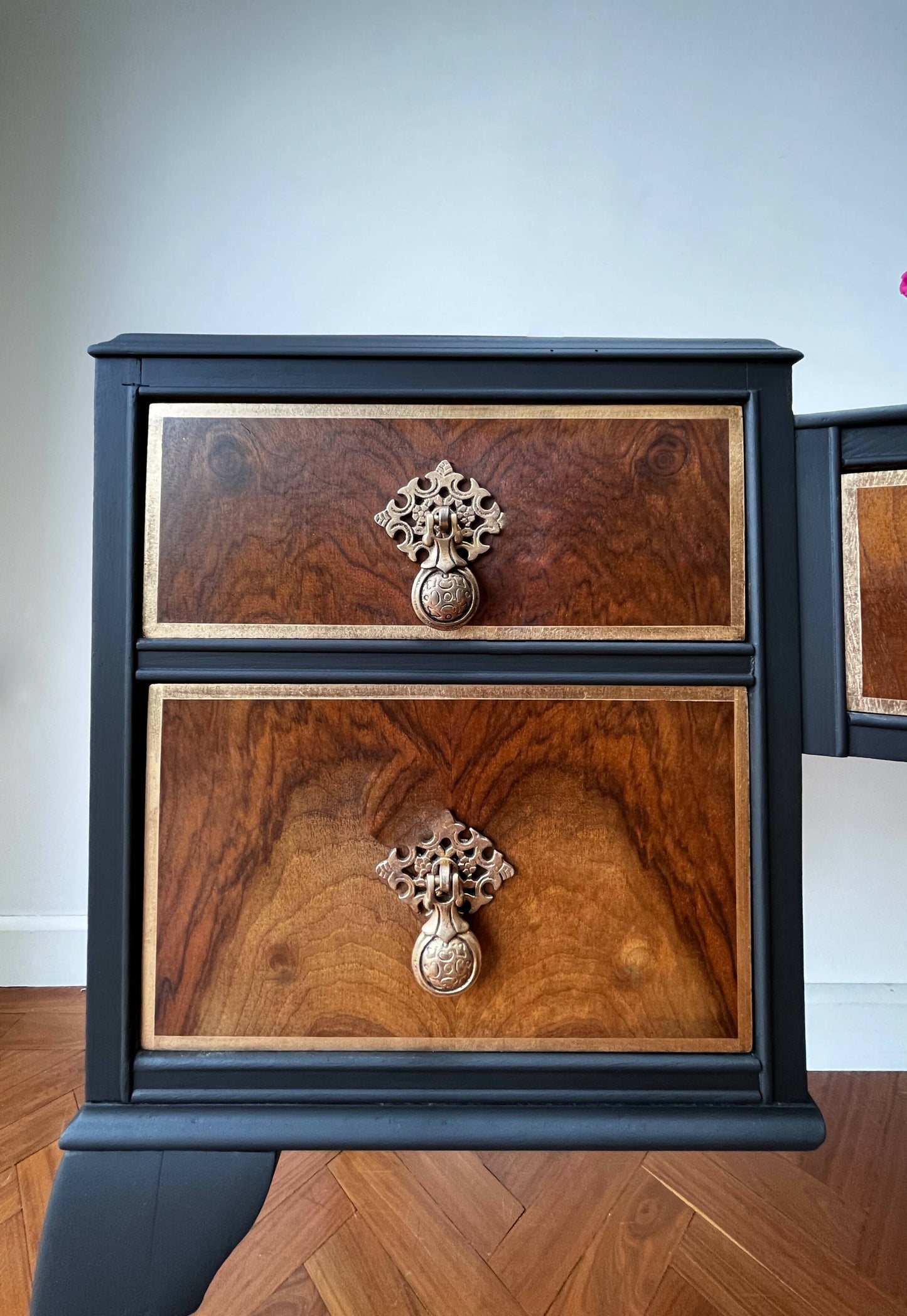 Vintage Queen Anne Style Dressing Table Vanity Hand Painted in Black and Gold.