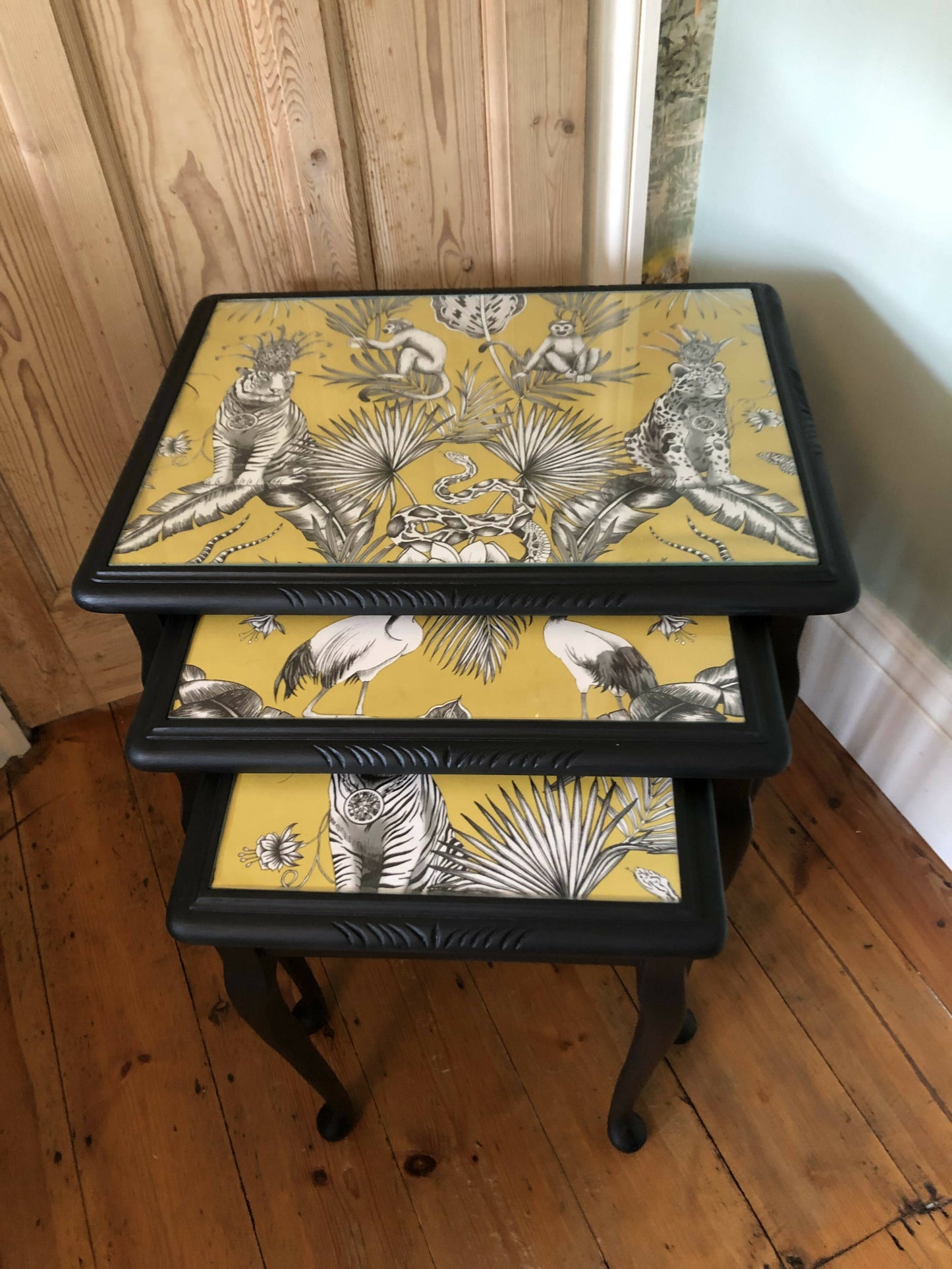 Up cycled nest of tables