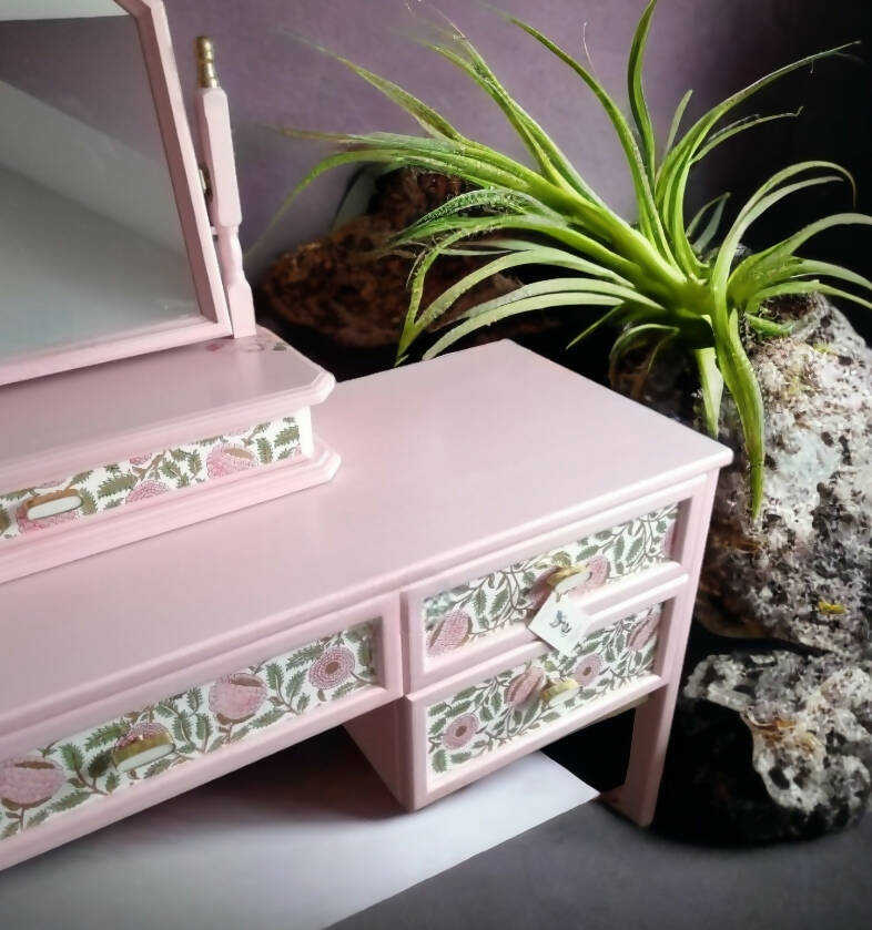 Beautiful Pink G-Plan Dressing Table / Desk