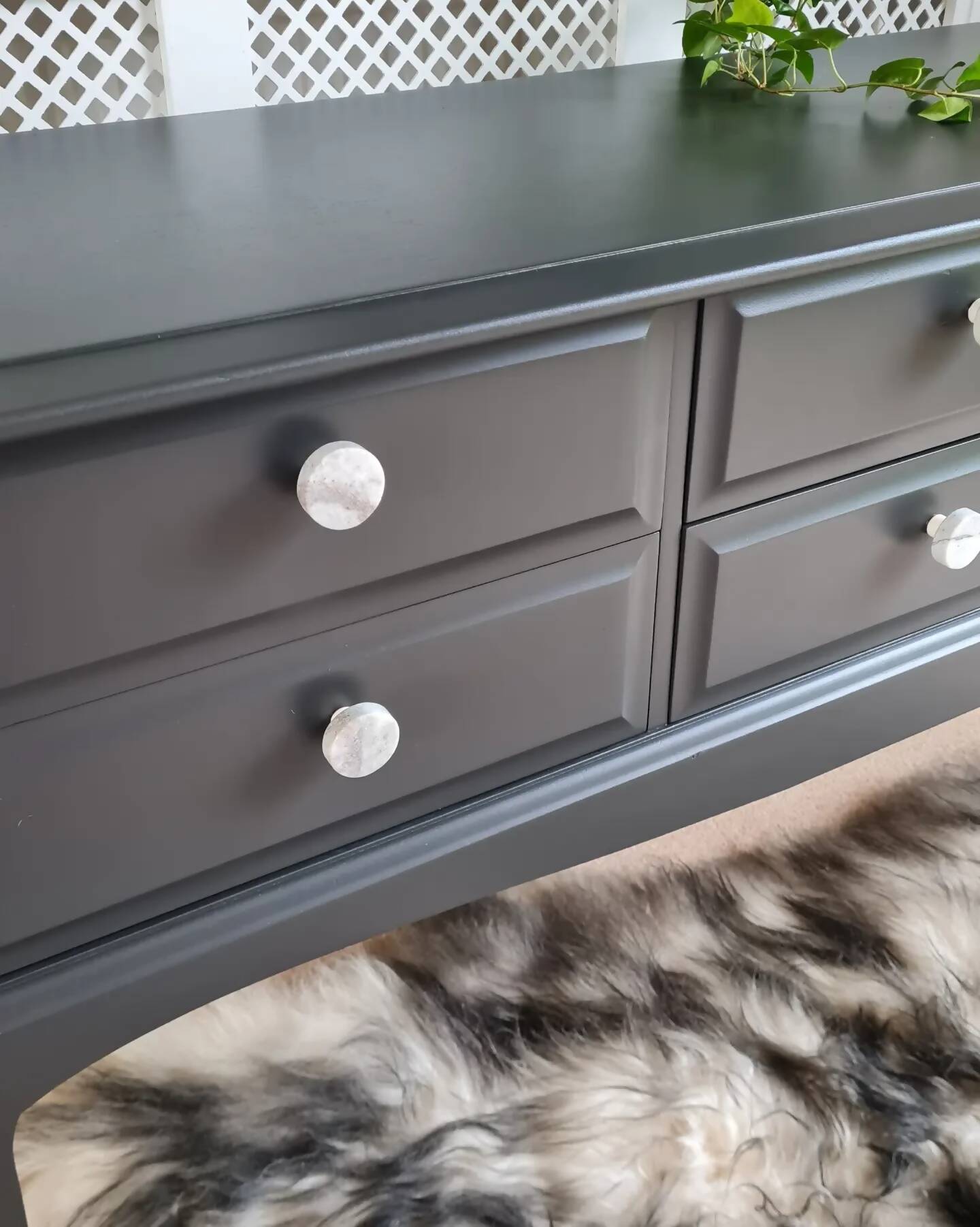 Stag 6 drawer sideboard/dresser