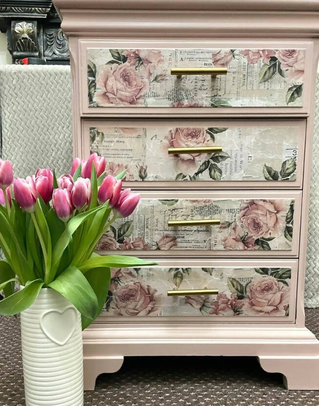 SOLD SOLD Vintage pink bedside cabinets