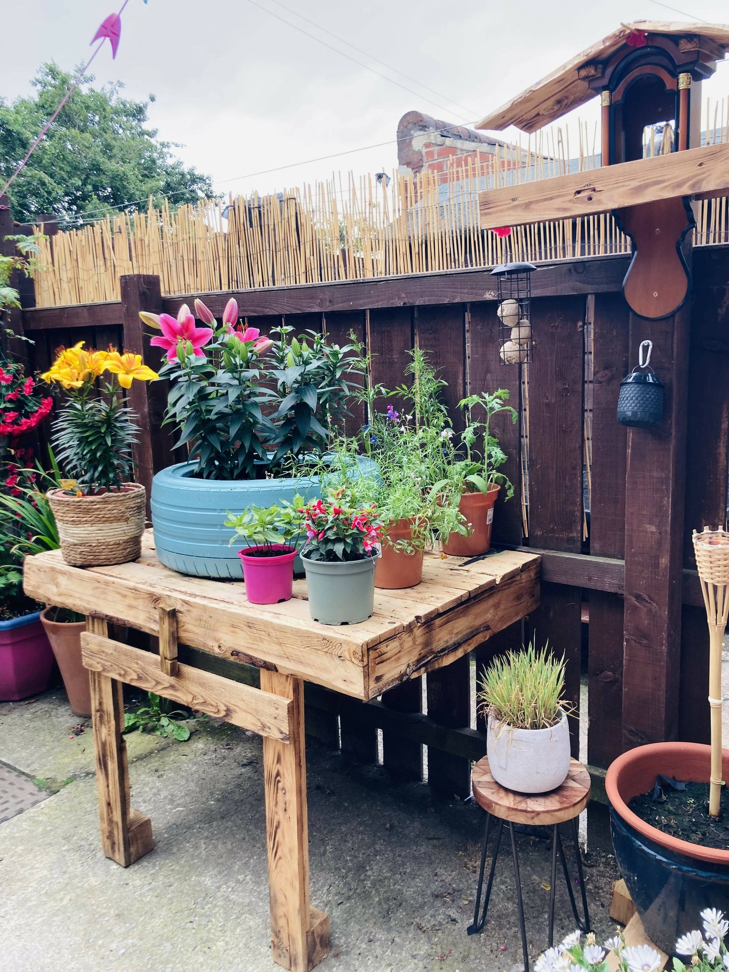 Fold down Table/Bar. For both inside and outside.