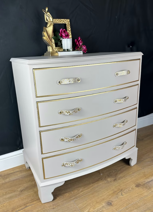 Stunning Georgian Bow Fronted Chest of Drawers Off White Colour and Gold