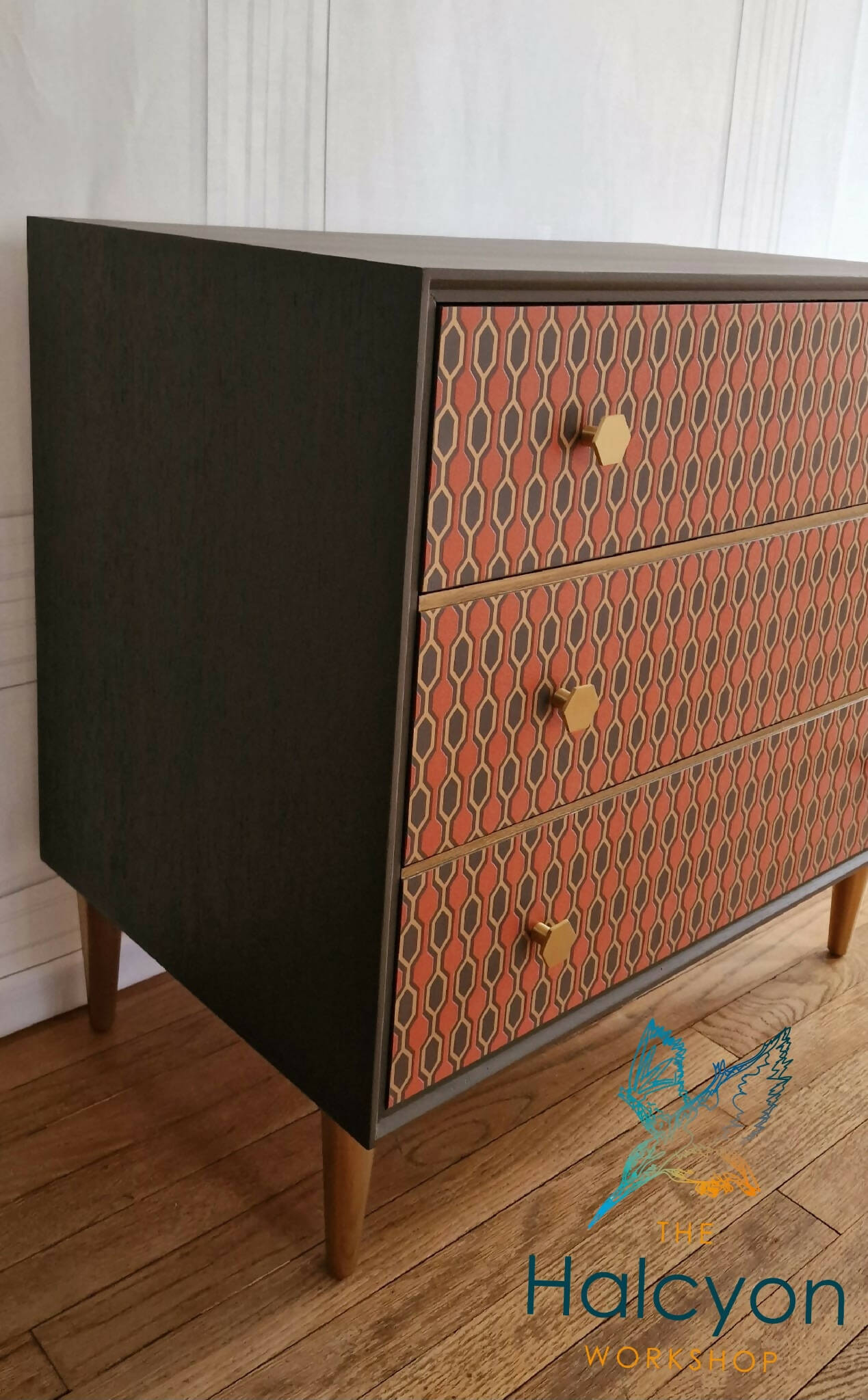 Meredew Vintage Chest of Drawers