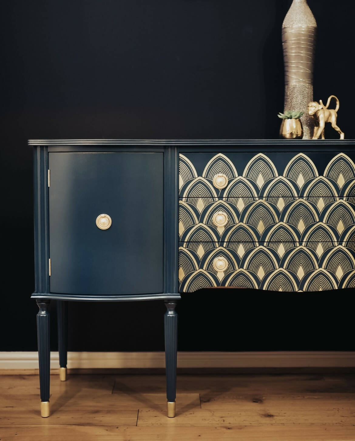 Isla Regency Style Serpentine Sideboard