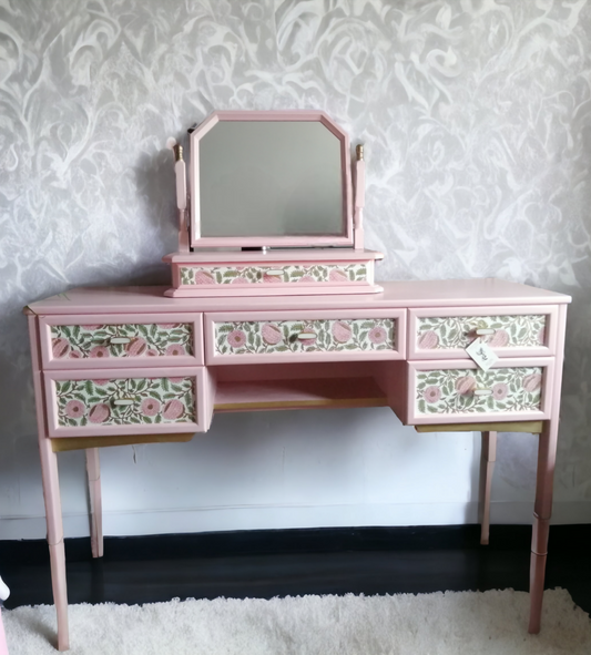 Beautiful Pink G-Plan Vintage Dressing Table / Desk