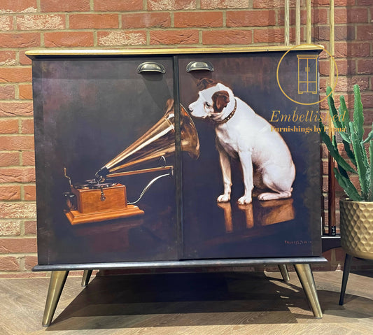 Vintage Media/vinyl player unit sideboard (SOLD)