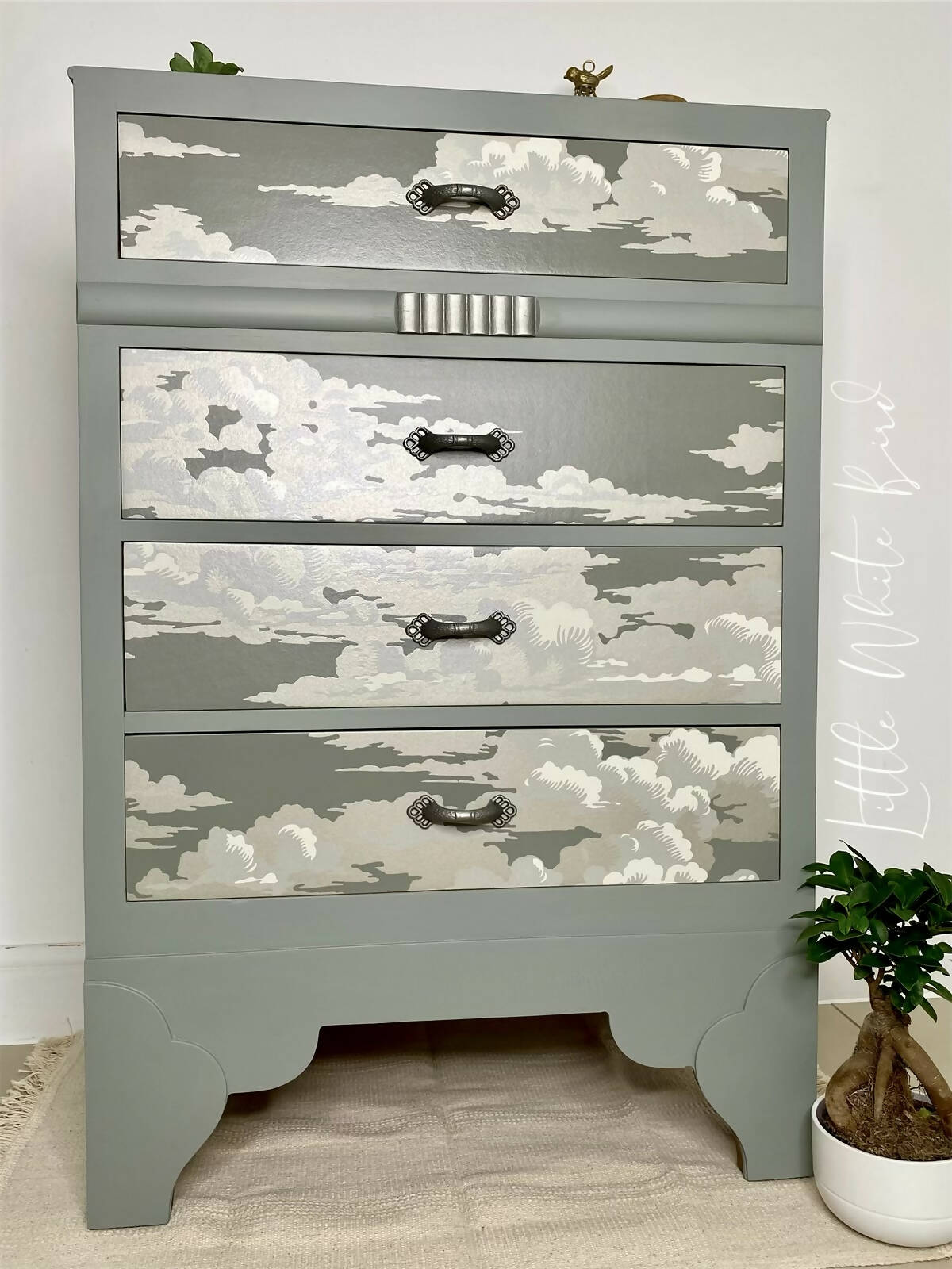 Cloud Chest of Drawers