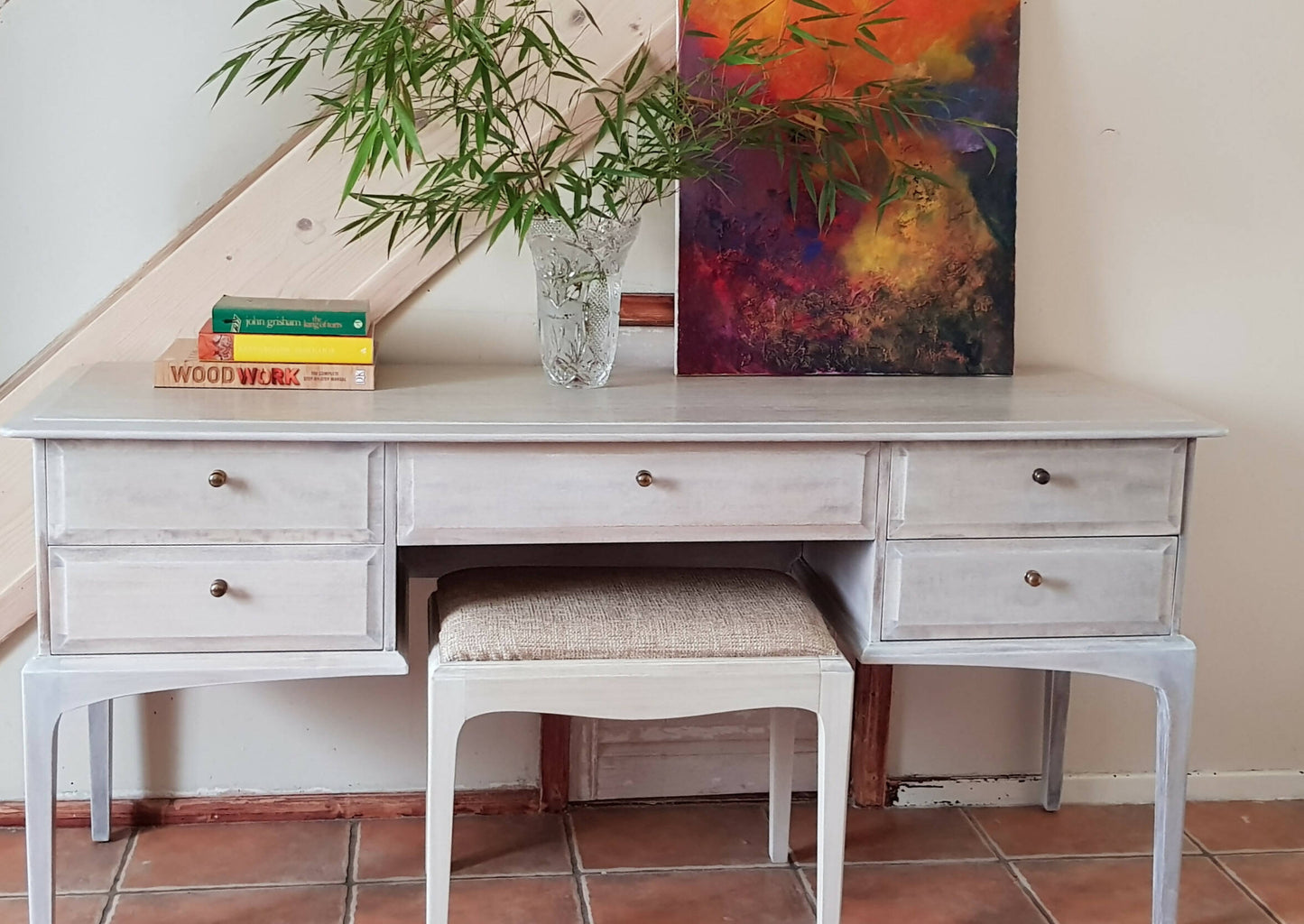 Stag minstrel dressing table in a whitewash, natural wood, rustic weathered finishing.