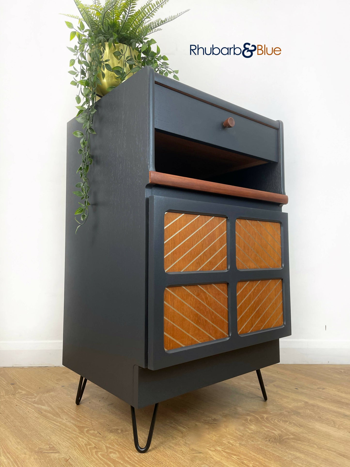 Nathan drinks / record cabinet