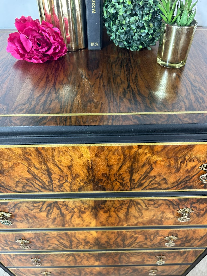 Chest of 5 drawers painted in black and gold now sold available to commission