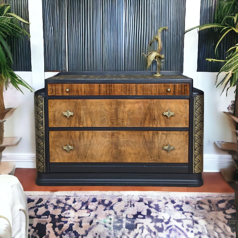 Art Deco Walnut Chest of Drawers