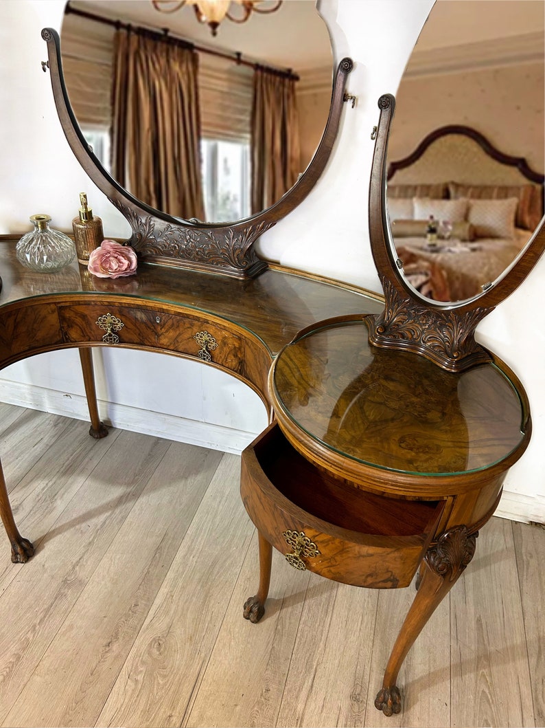 Burr Walnut Art Deco Dressing Table