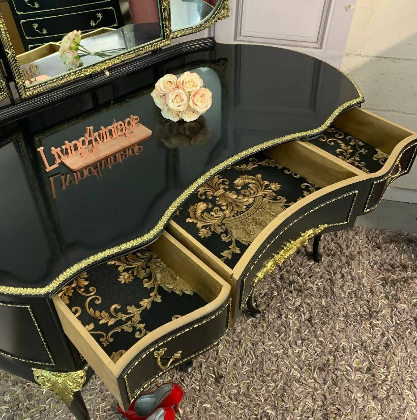Black French Gothic Dressing Table With Mirror & Stool