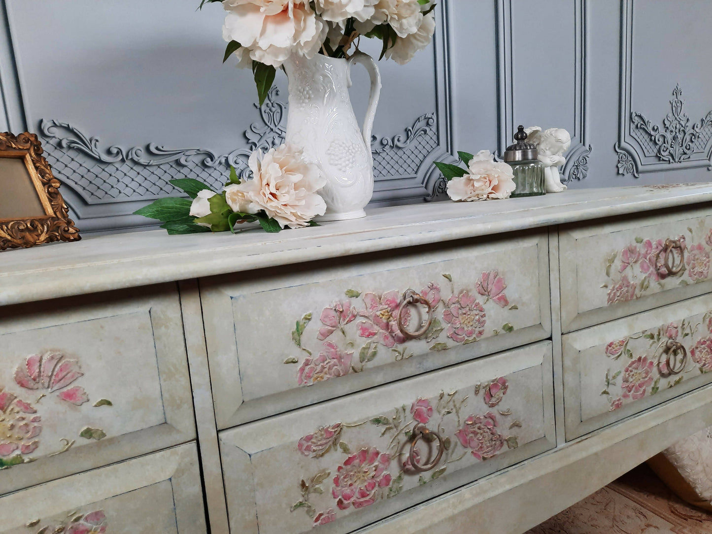 Hand painted stag sideboard/ dressing table/ hall table