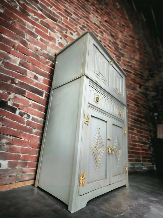 Stunning Jaycee Cocktail Cabinet