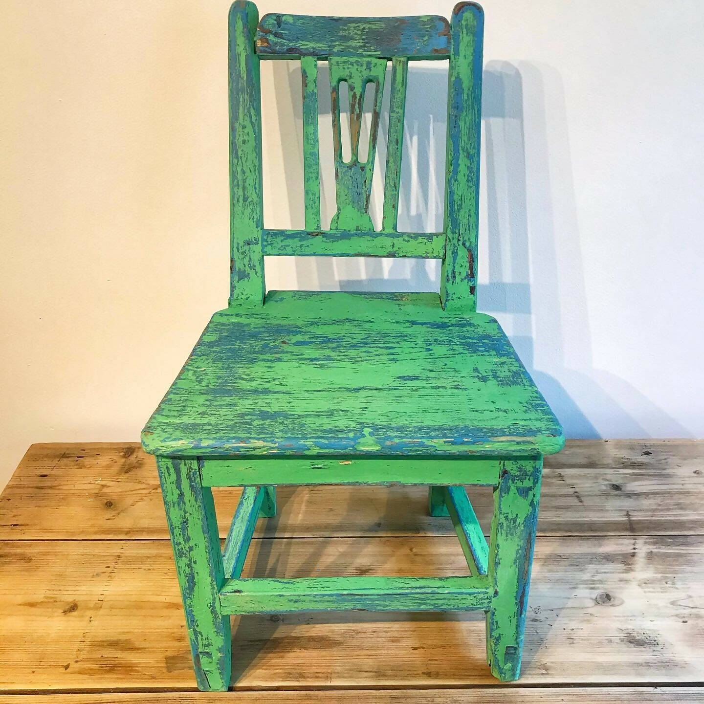 Green best sale nursery chair