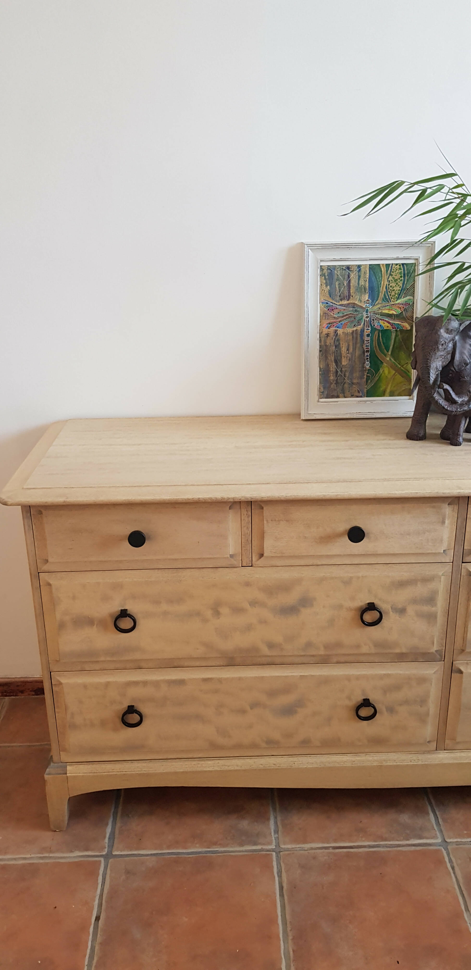 Farm style deals chest of drawers