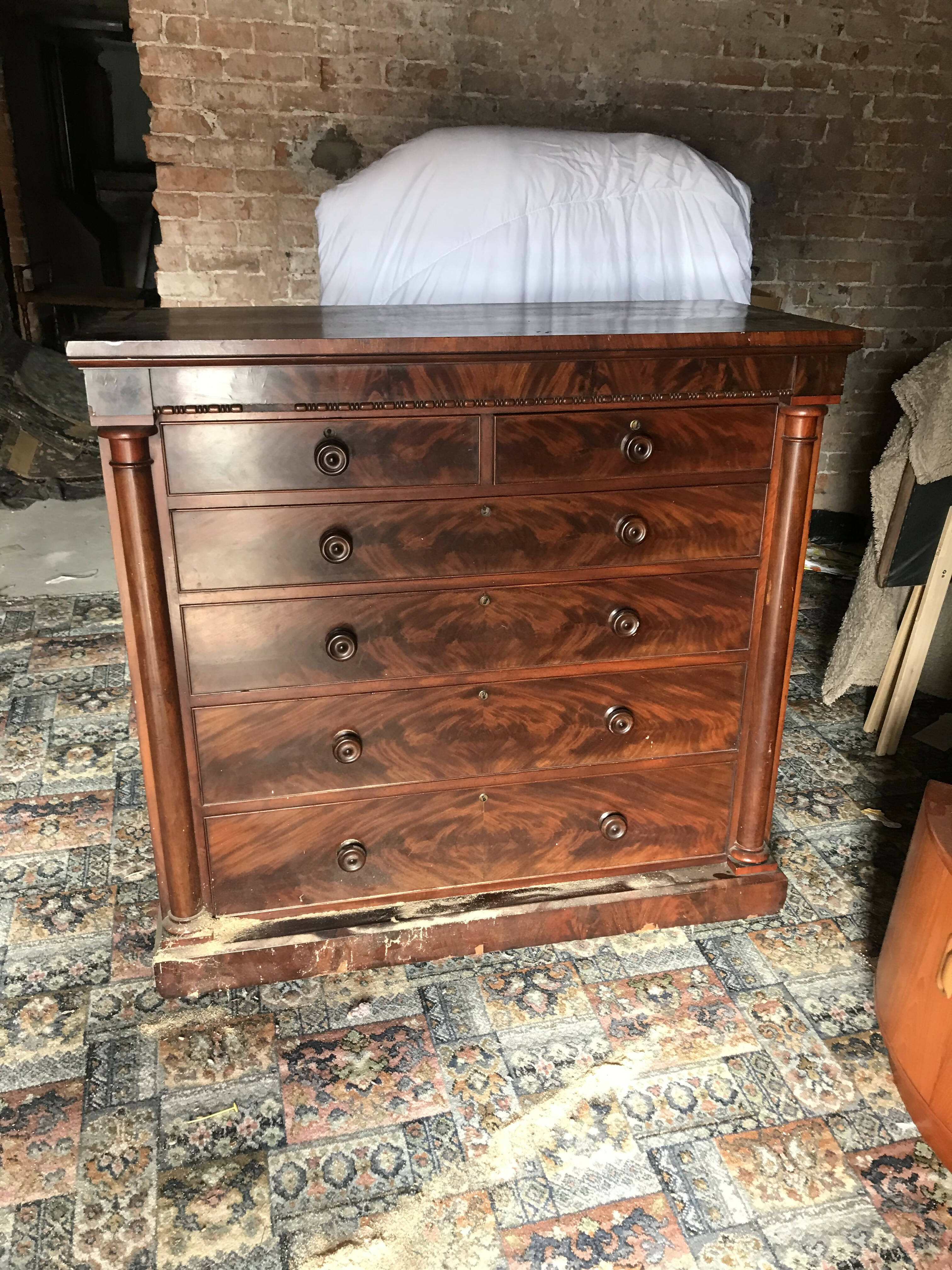 Mahogany chest of drawers deals for sale